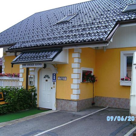 Mekina Guesthouse Марібор Екстер'єр фото