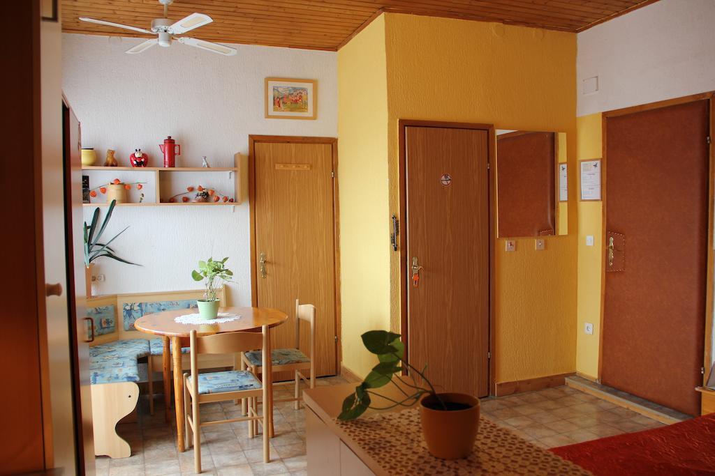 Mekina Guesthouse Марібор Номер фото